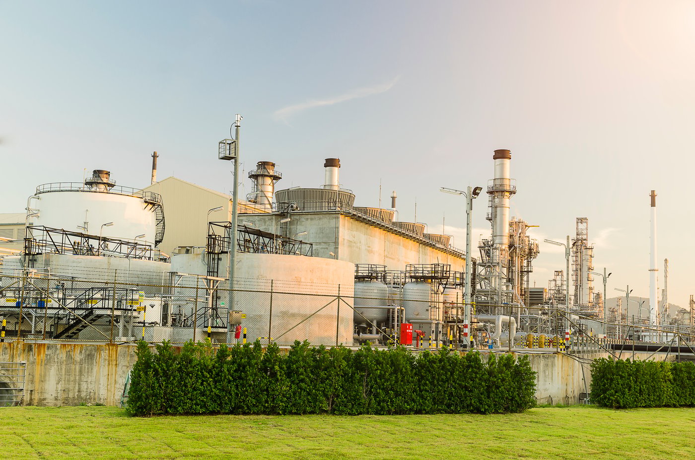 Gas processing plant with towers and piping