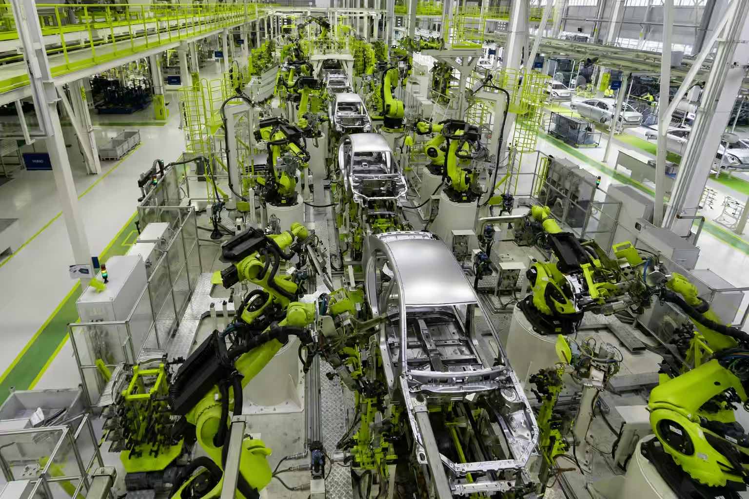 Operational Intelligence & Predictive Maintenance Transformation for Automotive Fluid Fill Operations